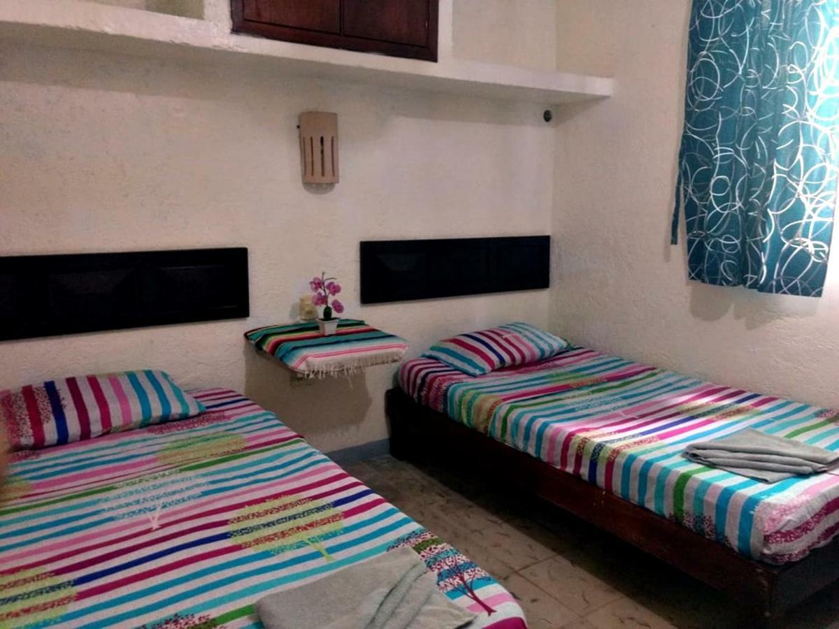 Hostal Azucar *